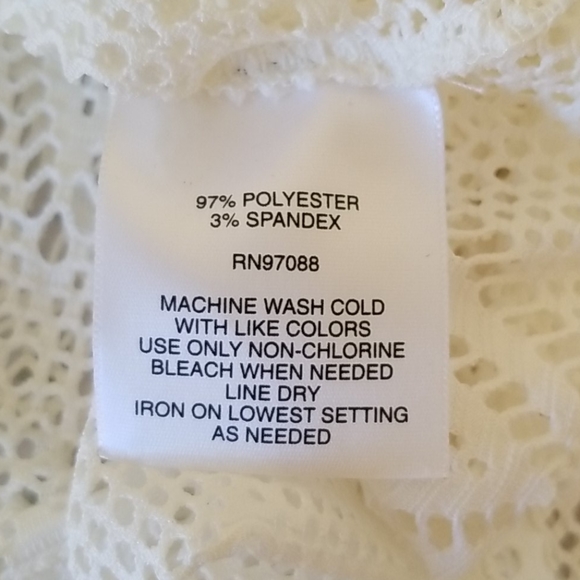 Delia's White Open Weave Crop Top in Size Large - Picture 10 of 10